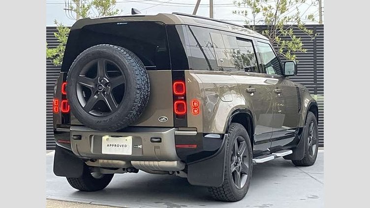 2021 認定中古車 Land Rover Defender 110 ゴンドワナストーン D300 AWD（AT） X-DYNAMIC SE