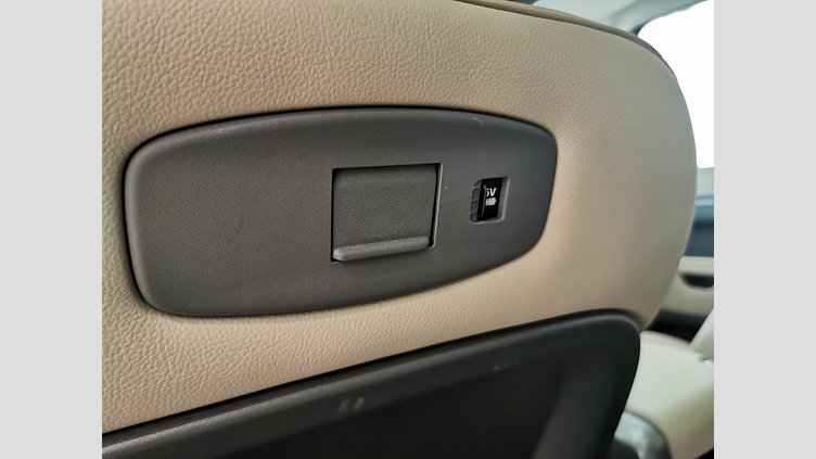 2021 認定中古車 Land Rover Defender 110 タスマンブルー P300 AWD（AT） SE