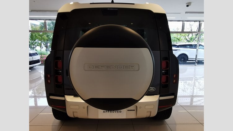 2021 認定中古車 Land Rover Defender 110 タスマンブルー P300 AWD（AT） SE
