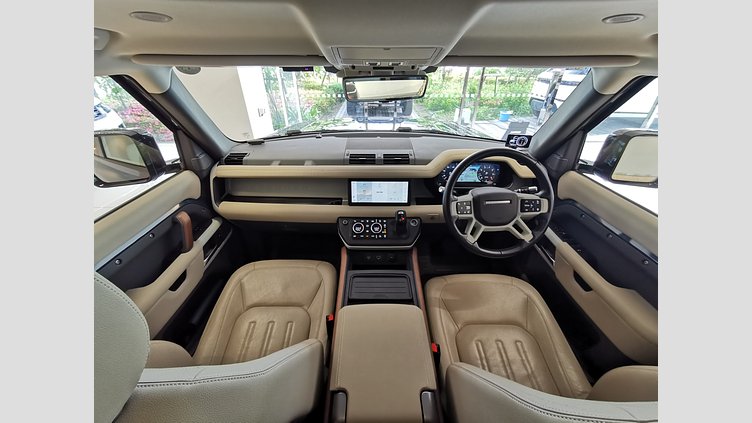 2021 認定中古車 Land Rover Defender 110 タスマンブルー P300 AWD（AT） SE