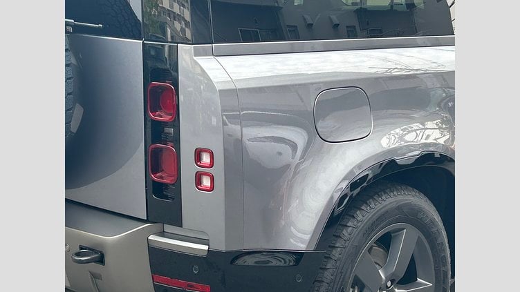2024 認定中古車 Land Rover Defender 90 アイガーグレイ D300 AWD（AT） X-DYNAMIC SE