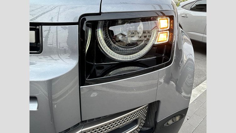 2024 認定中古車 Land Rover Defender 90 アイガーグレイ D300 AWD（AT） X-DYNAMIC SE
