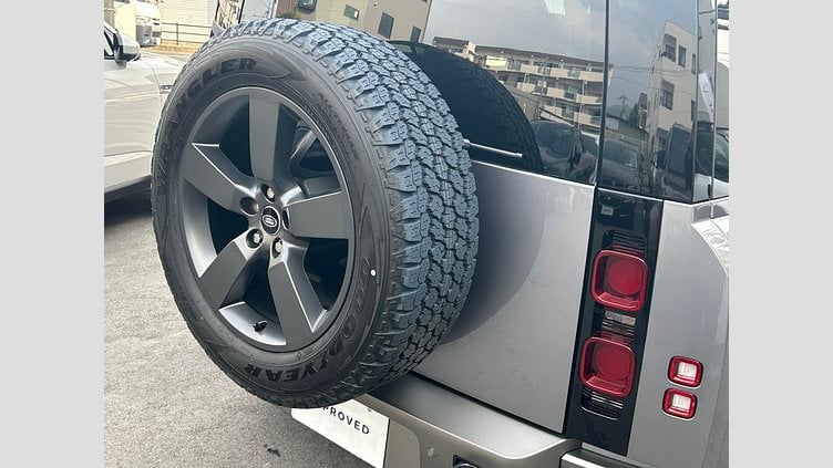 2024 認定中古車 Land Rover Defender 90 アイガーグレイ D300 AWD（AT） X-DYNAMIC SE