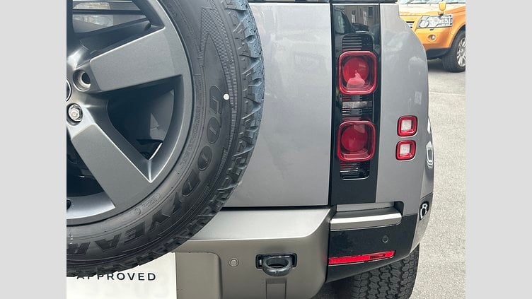 2024 認定中古車 Land Rover Defender 90 アイガーグレイ D300 AWD（AT） X-DYNAMIC SE