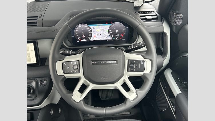 2024 認定中古車 Land Rover Defender 90 アイガーグレイ D300 AWD（AT） X-DYNAMIC SE