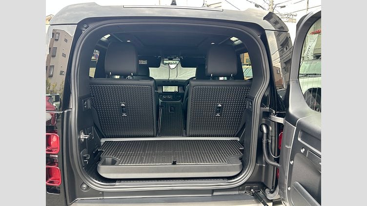 2024 認定中古車 Land Rover Defender 90 アイガーグレイ D300 AWD（AT） X-DYNAMIC SE