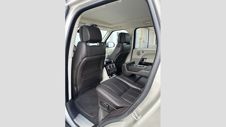 2013 Вживаний Land Rover Range Rover Aruba 3.0 litre V6 Diesel Vogue