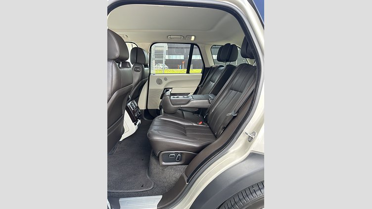 2013 Вживаний Land Rover Range Rover Aruba 3.0 litre V6 Diesel Vogue