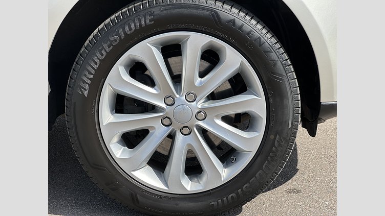 2013 Вживаний Land Rover Range Rover Aruba 3.0 litre V6 Diesel Vogue