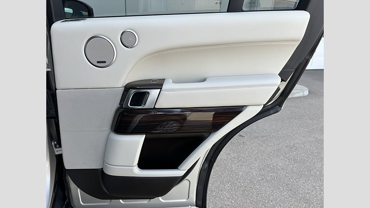 2013 Вживаний Land Rover Range Rover Aruba 3.0 litre V6 Diesel Vogue