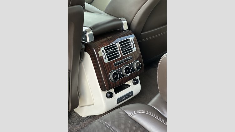 2013 Вживаний Land Rover Range Rover Aruba 3.0 litre V6 Diesel Vogue