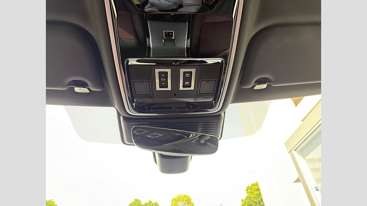 2024 認定中古車 Land Rover Range Rover Velar ザダルグレイ D200マイルドハイブリッド（ディーゼル） Standard Wheelbase Dynamic HSE
