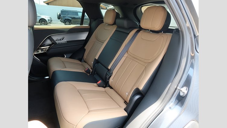 2024 認定中古車 Land Rover Range Rover Sport カルパチアングレイ D300マイルドハイブリッド スタンダードホイールベース Dynamic HSE