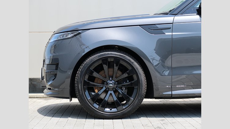 2024 認定中古車 Land Rover Range Rover Sport カルパチアングレイ D300マイルドハイブリッド スタンダードホイールベース Dynamic HSE