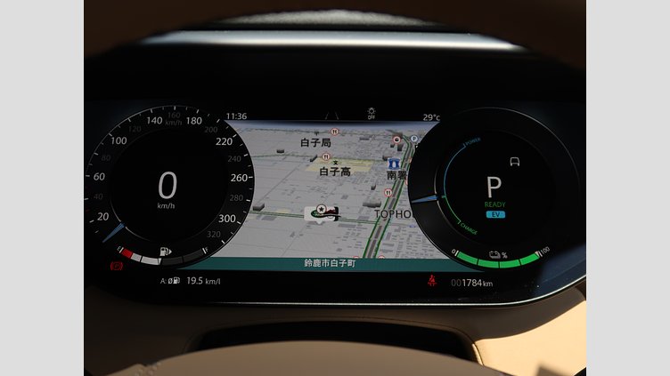 2025 認定中古車 Land Rover Range Rover Sport オストゥーニパールホワイト P550eプラグインハイブリッド（ガソリン） スタンダードホイールベース Dynamic SE