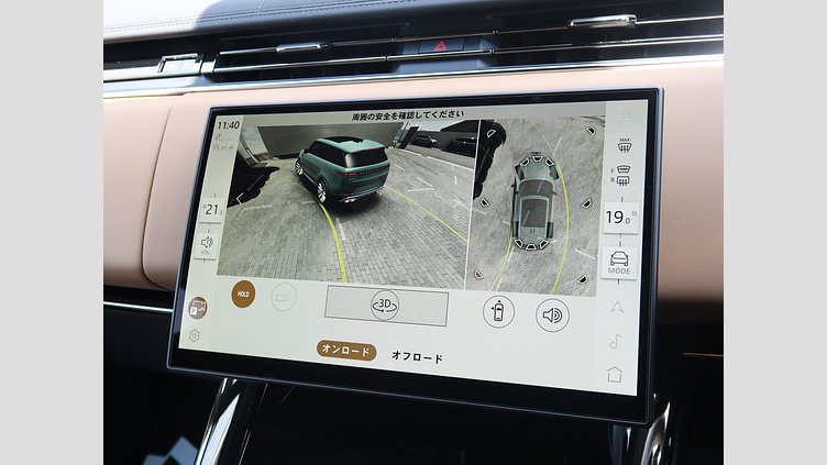 2025 認定中古車 Land Rover Range Rover Sport オストゥーニパールホワイト P550eプラグインハイブリッド（ガソリン） スタンダードホイールベース Dynamic SE