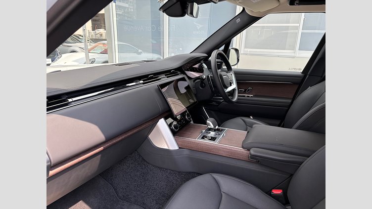 2023 認定中古車 Land Rover Range Rover フジホワイト D300 AWD MHEV（AT） スタンダードホイールベース SE