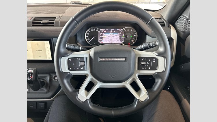 2023 認定中古車 Land Rover Defender 110 サントリーニブラック D300 AWD（AT） S