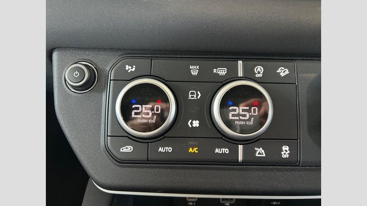 2023 認定中古車 Land Rover Defender 110 サントリーニブラック D300 AWD（AT） S