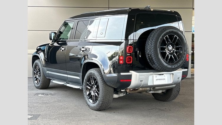 2023 認定中古車 Land Rover Defender 110 サントリーニブラック D300 AWD（AT） S