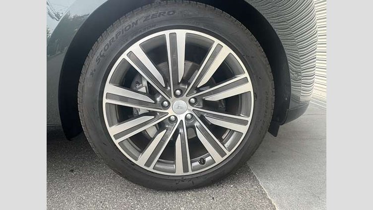 2023 認定中古車 Land Rover Range Rover ベルグレイヴィアグリーン D300 AWD MHEV（AT） スタンダードホイールベース SE