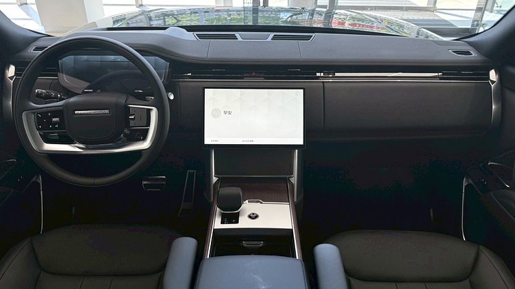 2025 新車 Land Rover Range Rover Belgravia Green P400 SE SWB