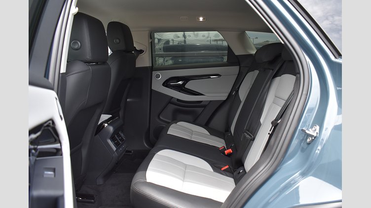 2024 認定中古車 Land Rover Range Rover Evoque トライベッカブルー D200マイルドハイブリッド（ディーゼル） Standard Wheelbase DYNAMIC SE