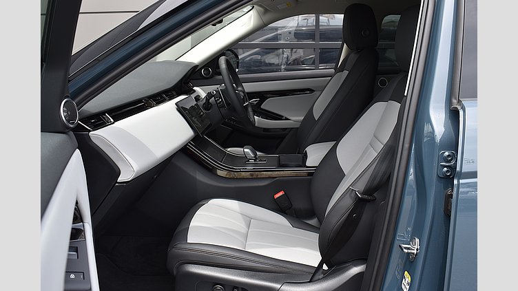 2024 認定中古車 Land Rover Range Rover Evoque トライベッカブルー D200マイルドハイブリッド（ディーゼル） Standard Wheelbase DYNAMIC SE