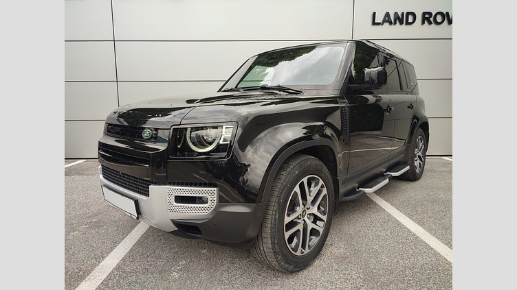 2020 JAZDENÉ VOZIDLÁ Land Rover Defender 110 Santorini Black 4x4 110 3.0 I6 P400 MHEV HSE A/T AWD