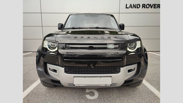 2020 JAZDENÉ VOZIDLÁ Land Rover Defender 110 Santorini Black 4x4 110 3.0 I6 P400 MHEV HSE A/T AWD