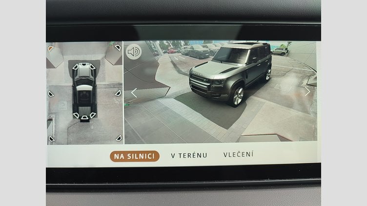 2020 JAZDENÉ VOZIDLÁ Land Rover Defender 110 Santorini Black 4x4 110 3.0 I6 P400 MHEV HSE A/T AWD