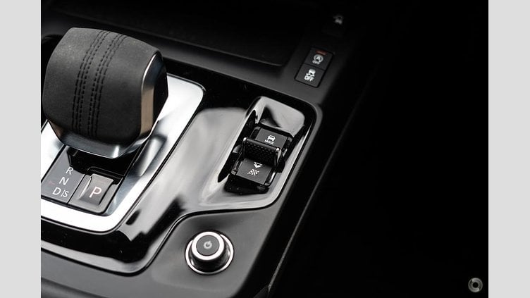 2023 Approved Jaguar E-Pace Fuji White P250 AWD AUTOMATIC R-DYNAMIC S