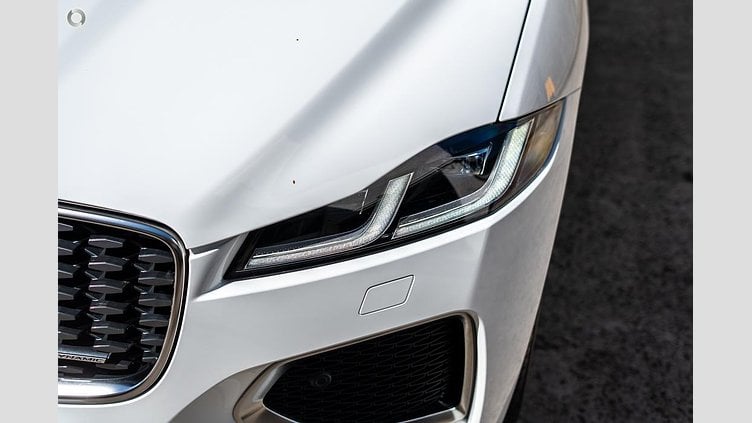 2022 Approved Jaguar F-Pace Fuji White P250 AWD AUTOMATIC R-DYNAMIC SE