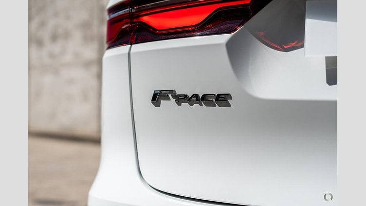 2022 Approved Jaguar F-Pace Fuji White P250 AWD AUTOMATIC R-DYNAMIC SE