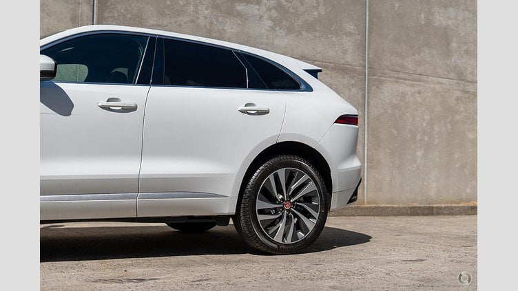 2022 Approved Jaguar F-Pace Fuji White P250 AWD AUTOMATIC R-DYNAMIC SE