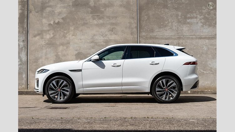 2022 Approved Jaguar F-Pace Fuji White P250 AWD AUTOMATIC R-DYNAMIC SE