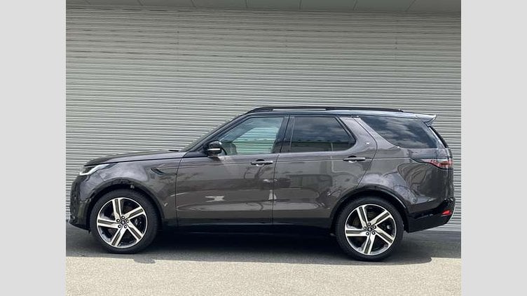 2024 認定中古車 Land Rover Discovery シャラントグレイ D300マイルドハイブリッド（ディーゼル） スタンダードホイールベース Metropolitan Edition