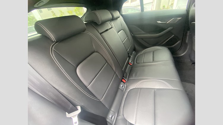 2022 認定中古車 Jaguar I-Pace Santorini Black Electric Vehicle ブラックエディション