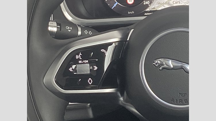 2022 認定中古車 Jaguar I-Pace Santorini Black Electric Vehicle ブラックエディション