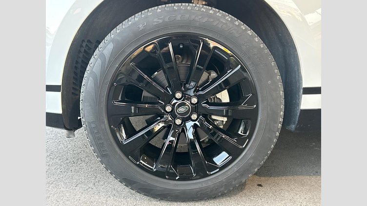 2018 認定中古車 Land Rover Range Rover Velar フジホワイト D180 R-DYNAMIC S