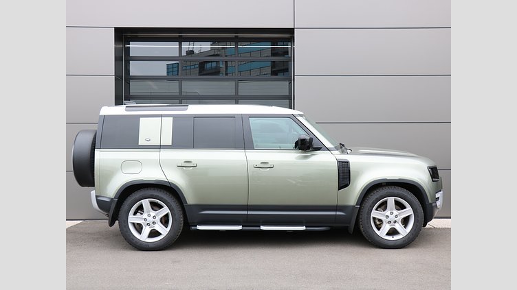 2021 認定中古車 Land Rover Defender 110 パンゲアグリーン P300 AWD（AT） S E