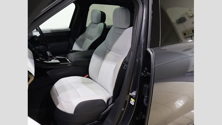 2023 認定中古車 Land Rover Range Rover Sport カルパチアングレイ 3.0リッター6気筒300PSターボチャージドディーゼルMHEV（オートマチック） AUTOBIOGRAPHY