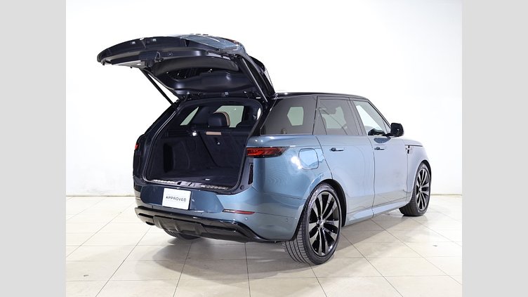 2024 認定中古車 Land Rover Range Rover Sport ジオラグリーン D300マイルドハイブリッド スタンダードホイールベース Dynamic SE