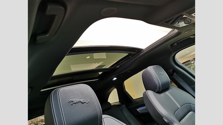 2024 認定中古車 Jaguar F-Pace アイガーグレイ P250 AWD（オートマチック） R-DYNAMIC SE