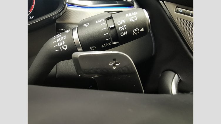 2024 認定中古車 Jaguar F-Pace アイガーグレイ P250 AWD（オートマチック） R-DYNAMIC SE