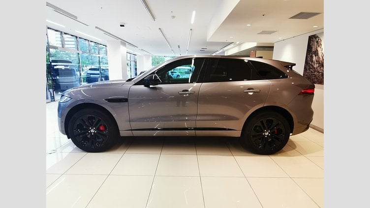 2024 認定中古車 Jaguar F-Pace アイガーグレイ P250 AWD（オートマチック） R-DYNAMIC SE