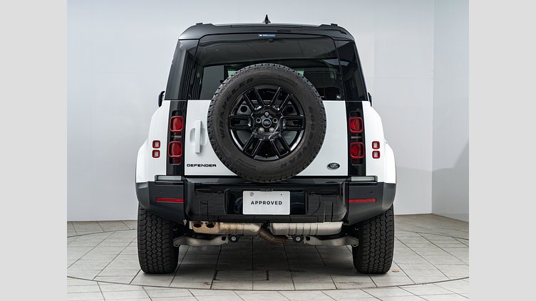 2023 認定中古車 Land Rover Defender 110 フジホワイト D300 AWD（AT） S