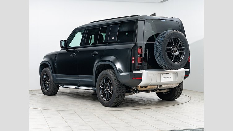 2023 認定中古車 Land Rover Defender 110 サントリーニブラック D300 AWD（AT） S