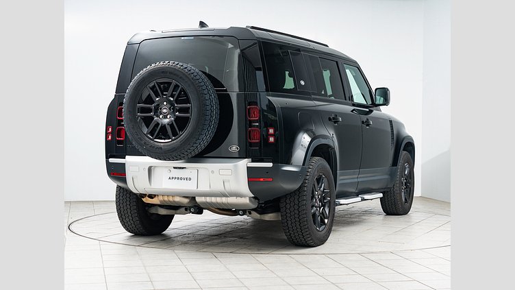 2023 認定中古車 Land Rover Defender 110 サントリーニブラック D300 AWD（AT） S