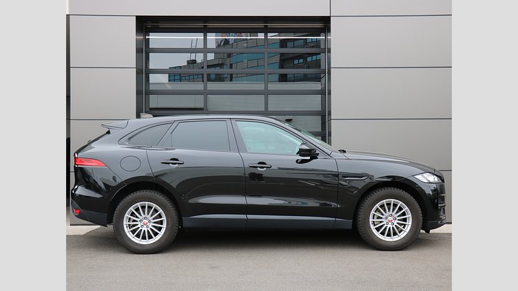 2020 中古 Jaguar F-Pace Santorini Black 2.0 litre i4D Diesel Pure